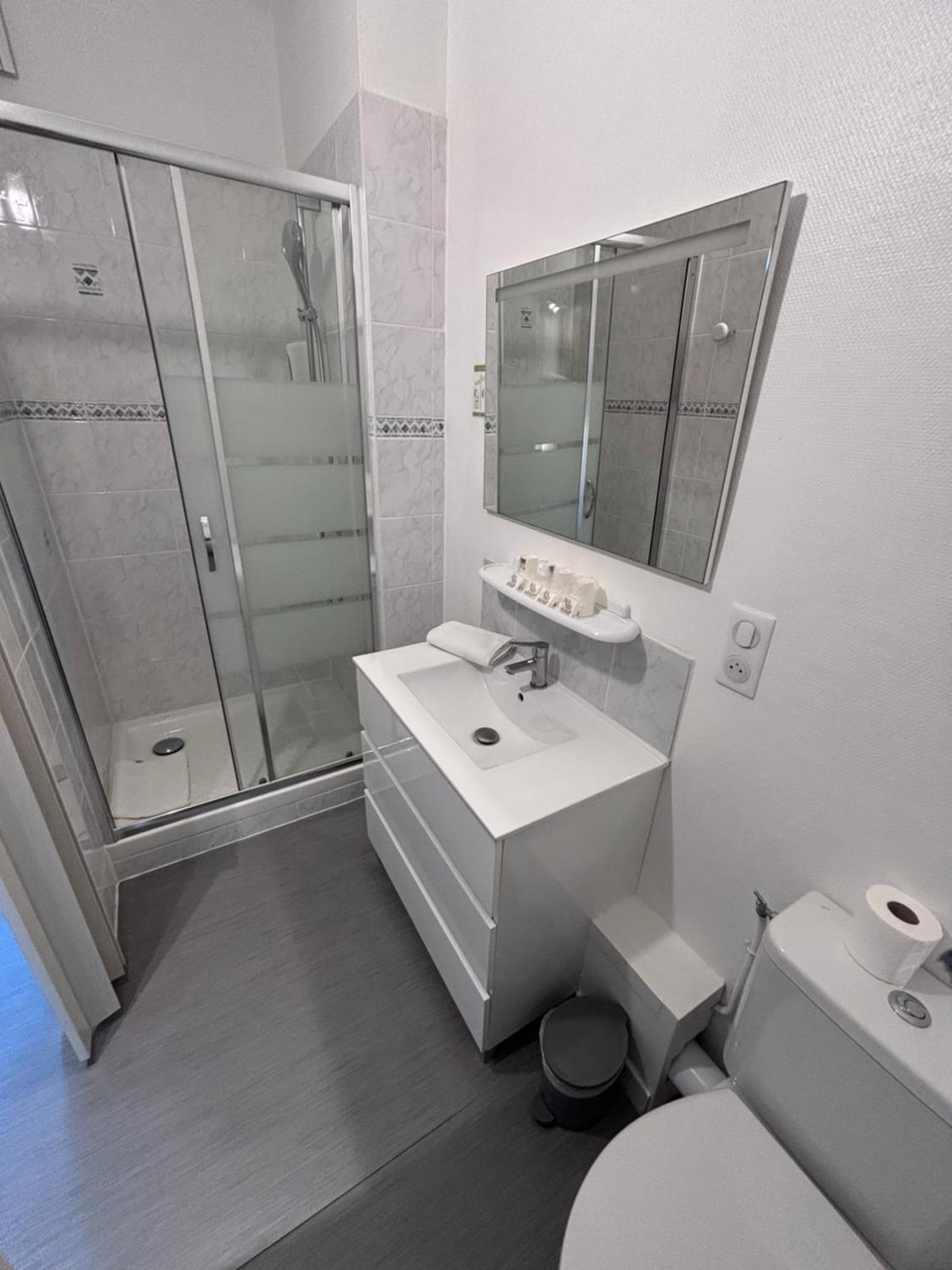 Crystal Hotel Royan Buitenkant foto
